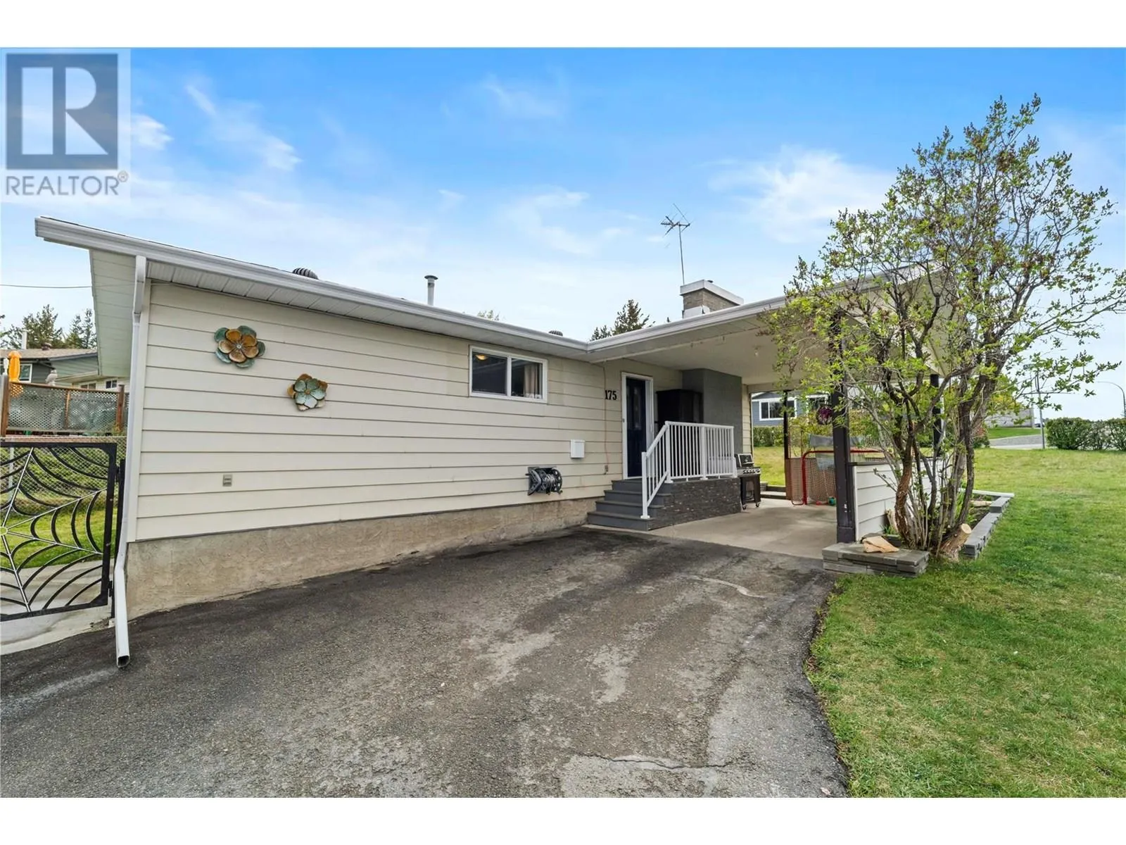 175 Ponderosa Avenue