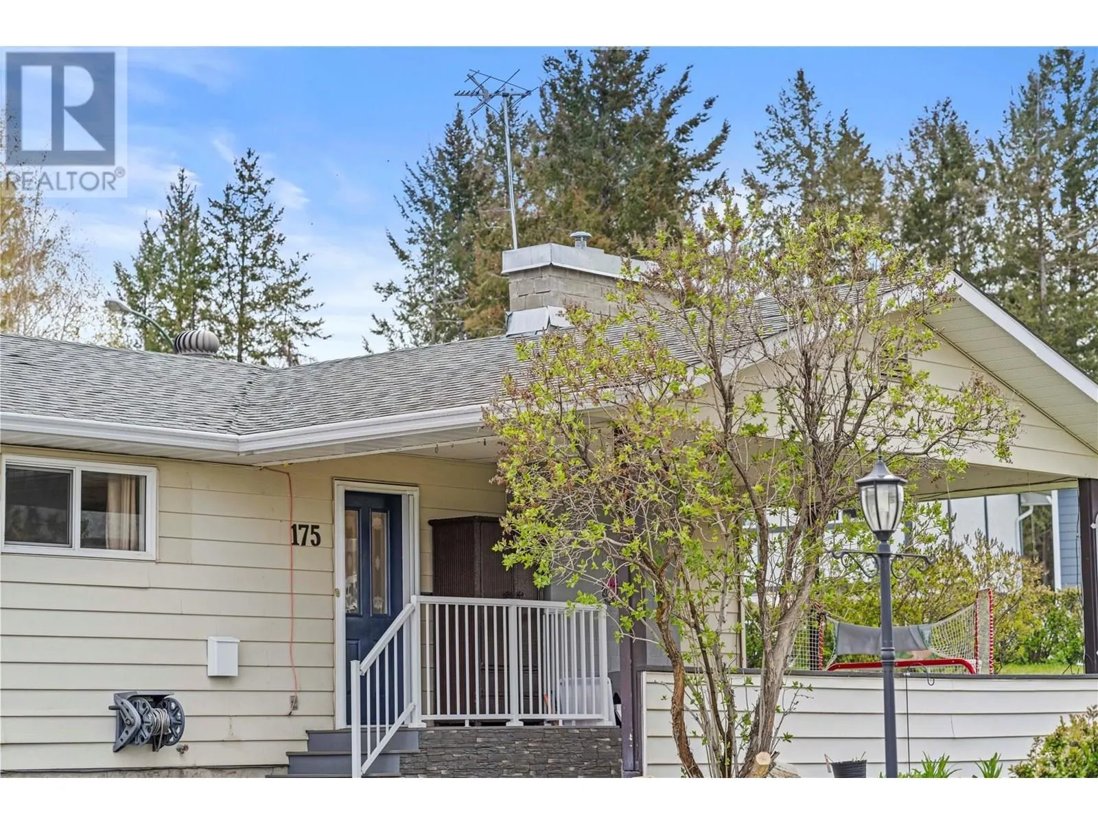 175 Ponderosa Avenue