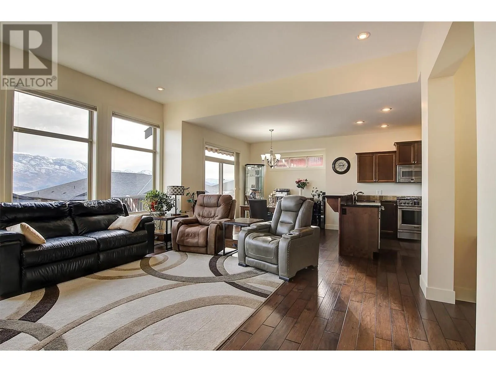 2190 Alvarado Trail