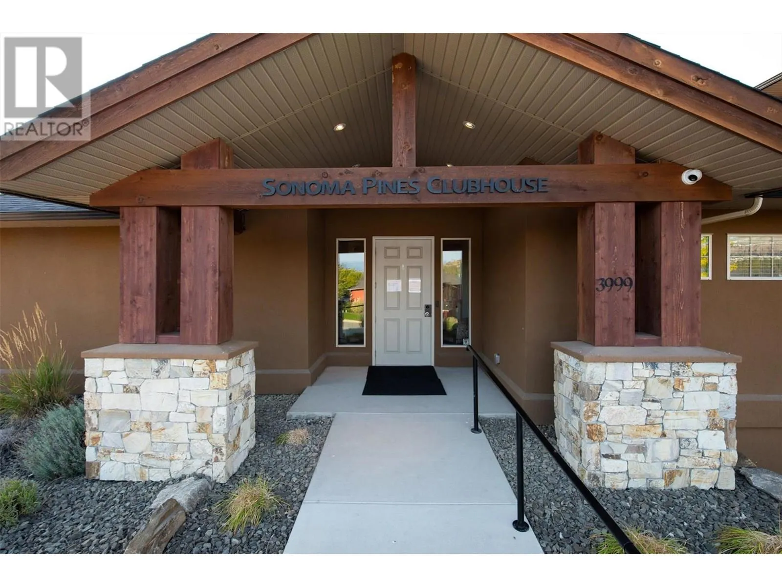 2190 Alvarado Trail