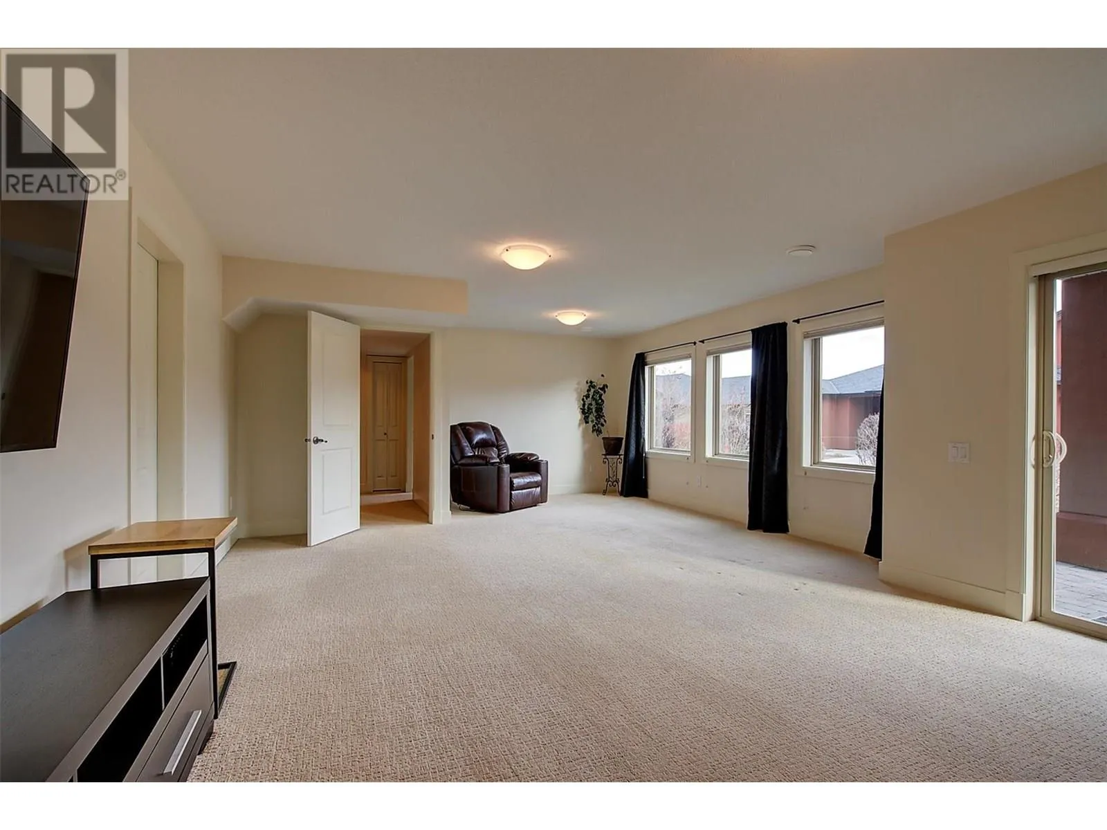 2190 Alvarado Trail
