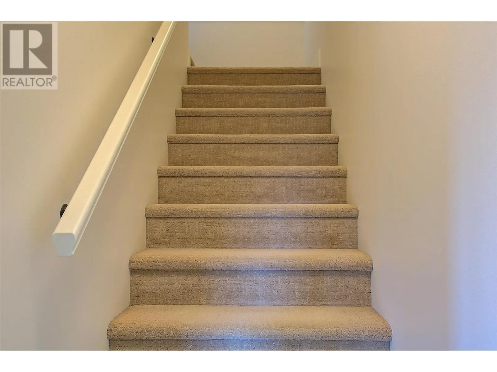2190 Alvarado Trail