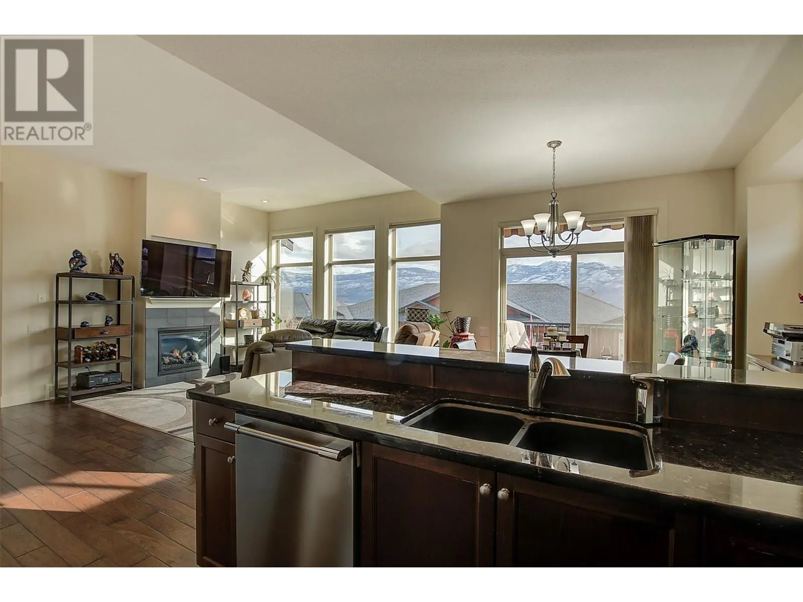 2190 Alvarado Trail