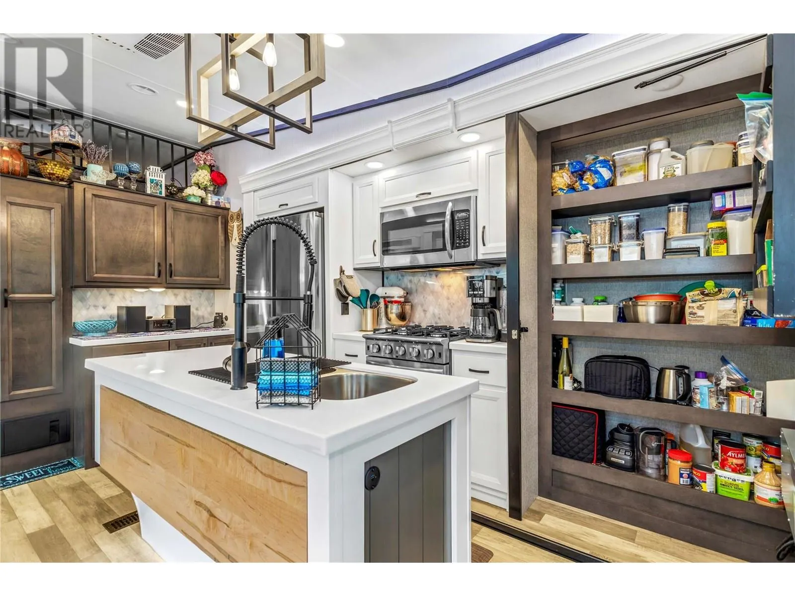 415 Commonwealth Road Unit# 396 Lot# 396