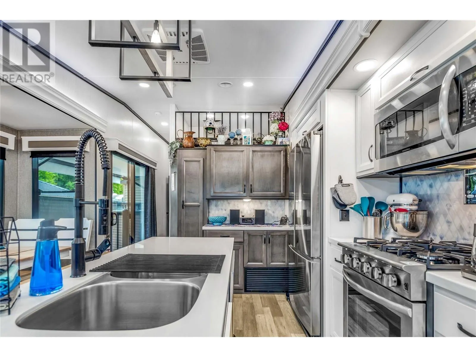 415 Commonwealth Road Unit# 396 Lot# 396
