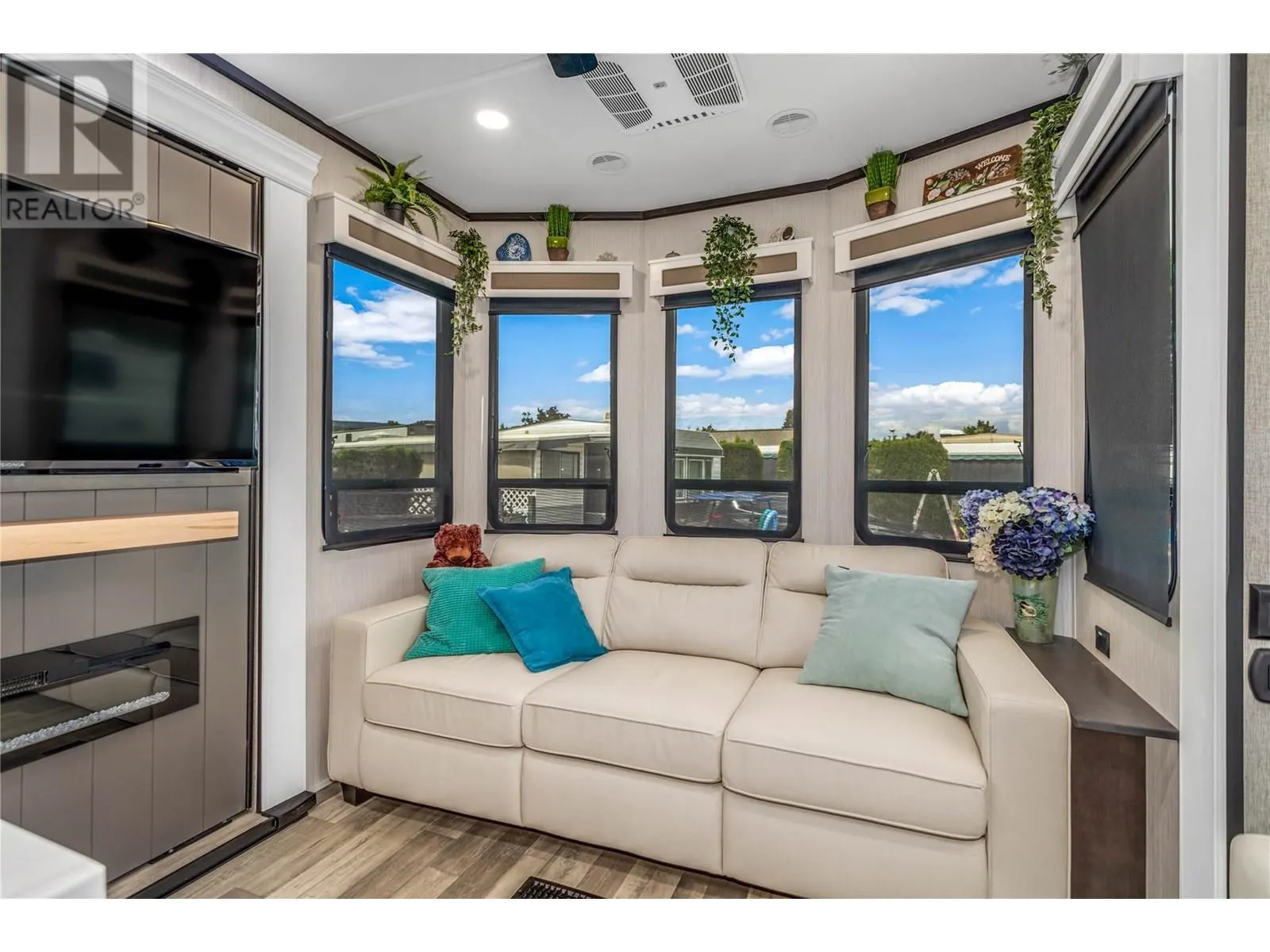 415 Commonwealth Road Unit# 396 Lot# 396