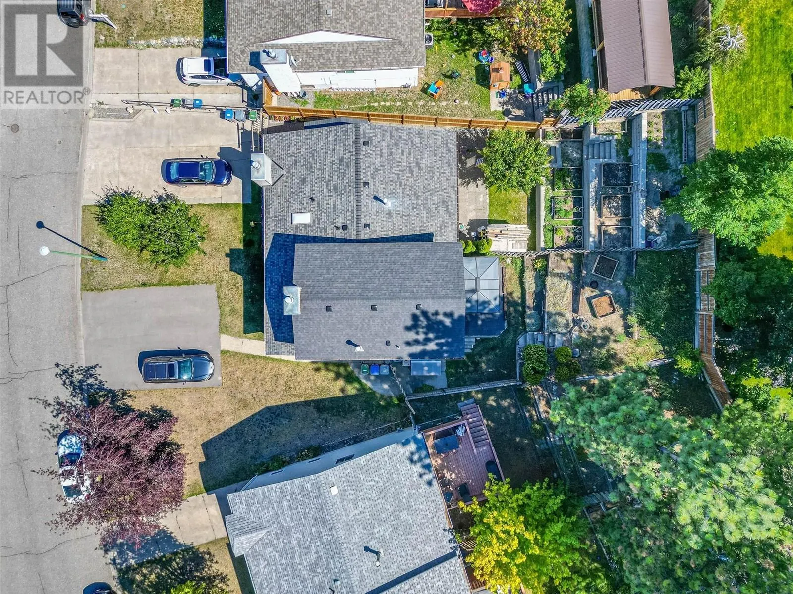 265 HOLLYBURN Drive