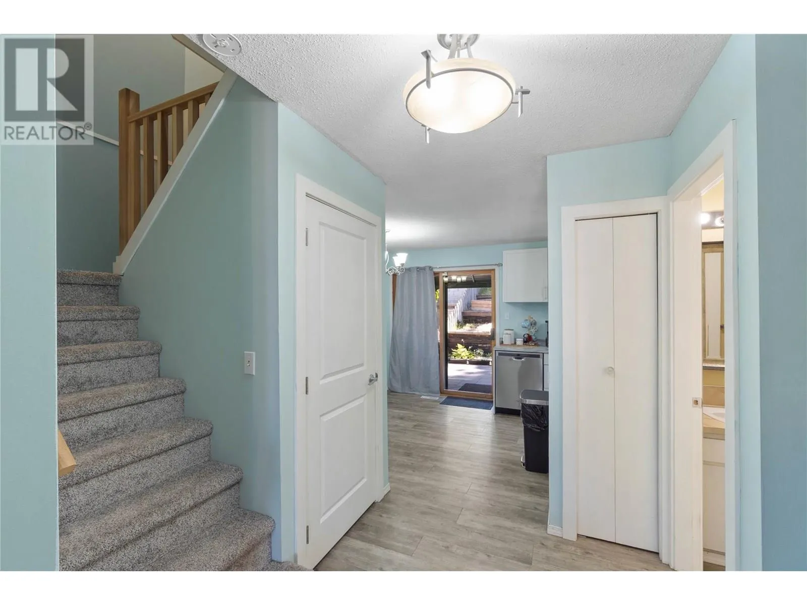 265 HOLLYBURN Drive