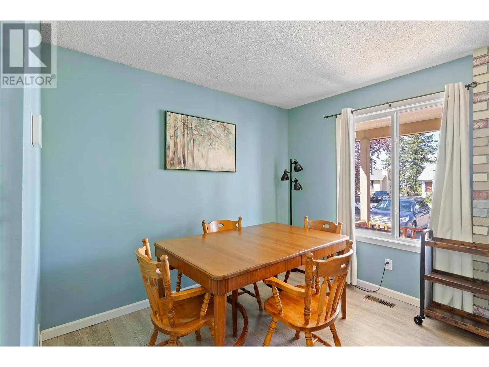 265 HOLLYBURN Drive