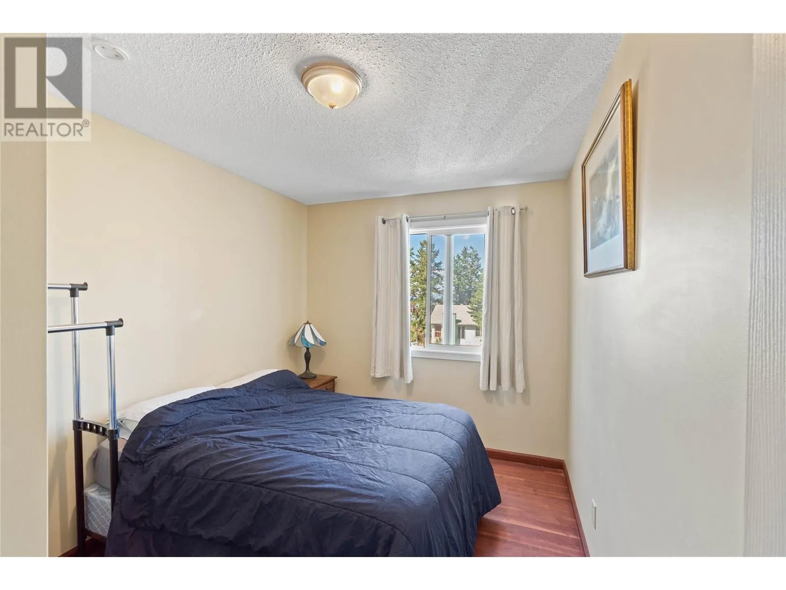 265 HOLLYBURN Drive
