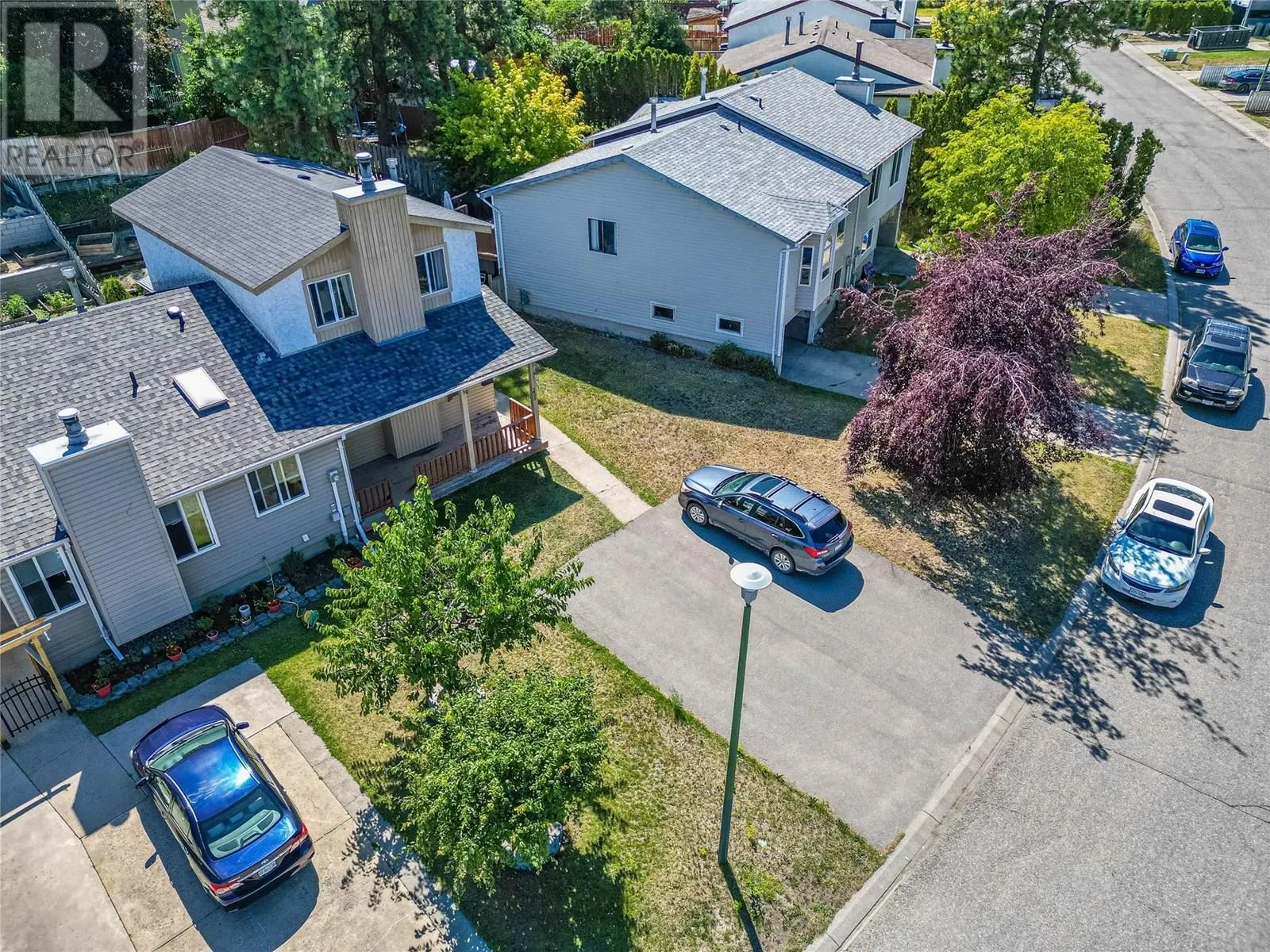 265 HOLLYBURN Drive