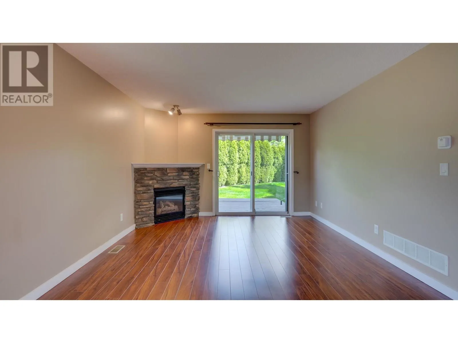 5200 25 Avenue Unit# 8