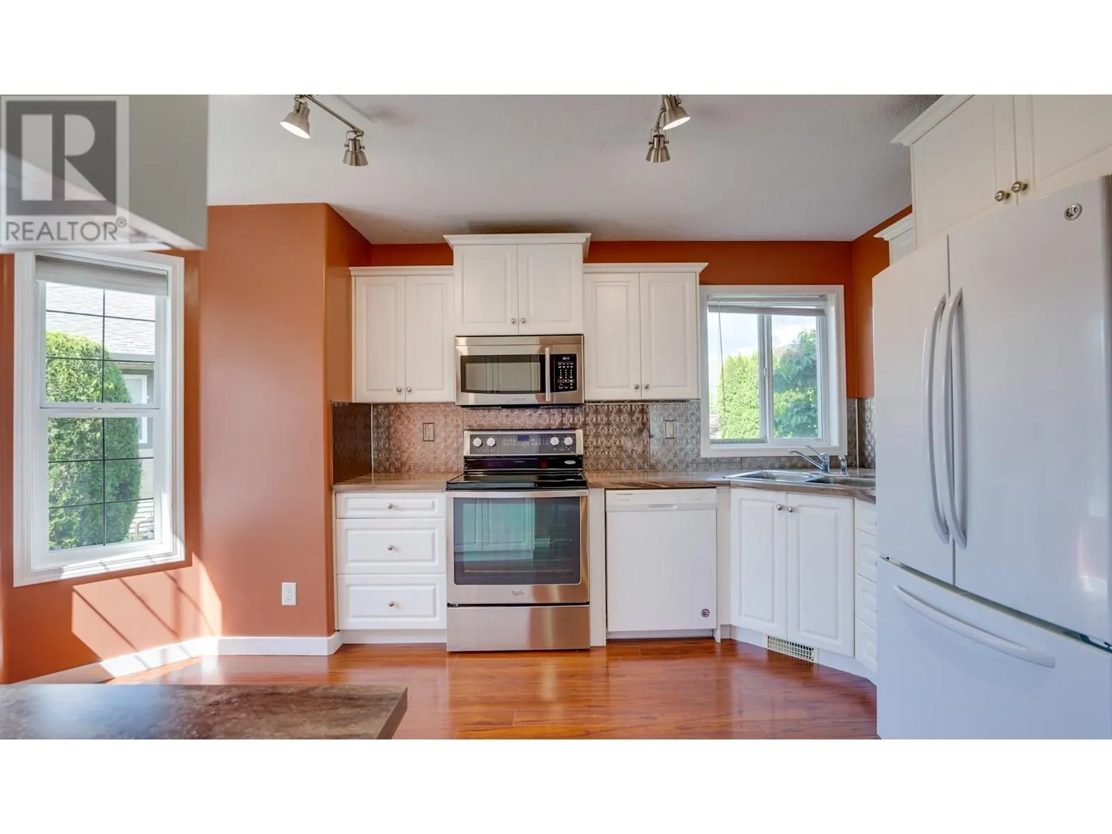 5200 25 Avenue Unit# 8