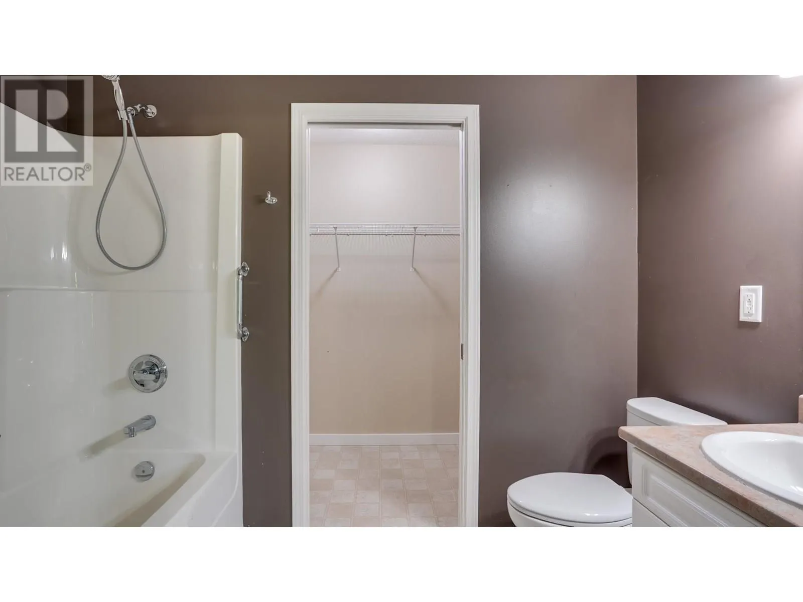5200 25 Avenue Unit# 8
