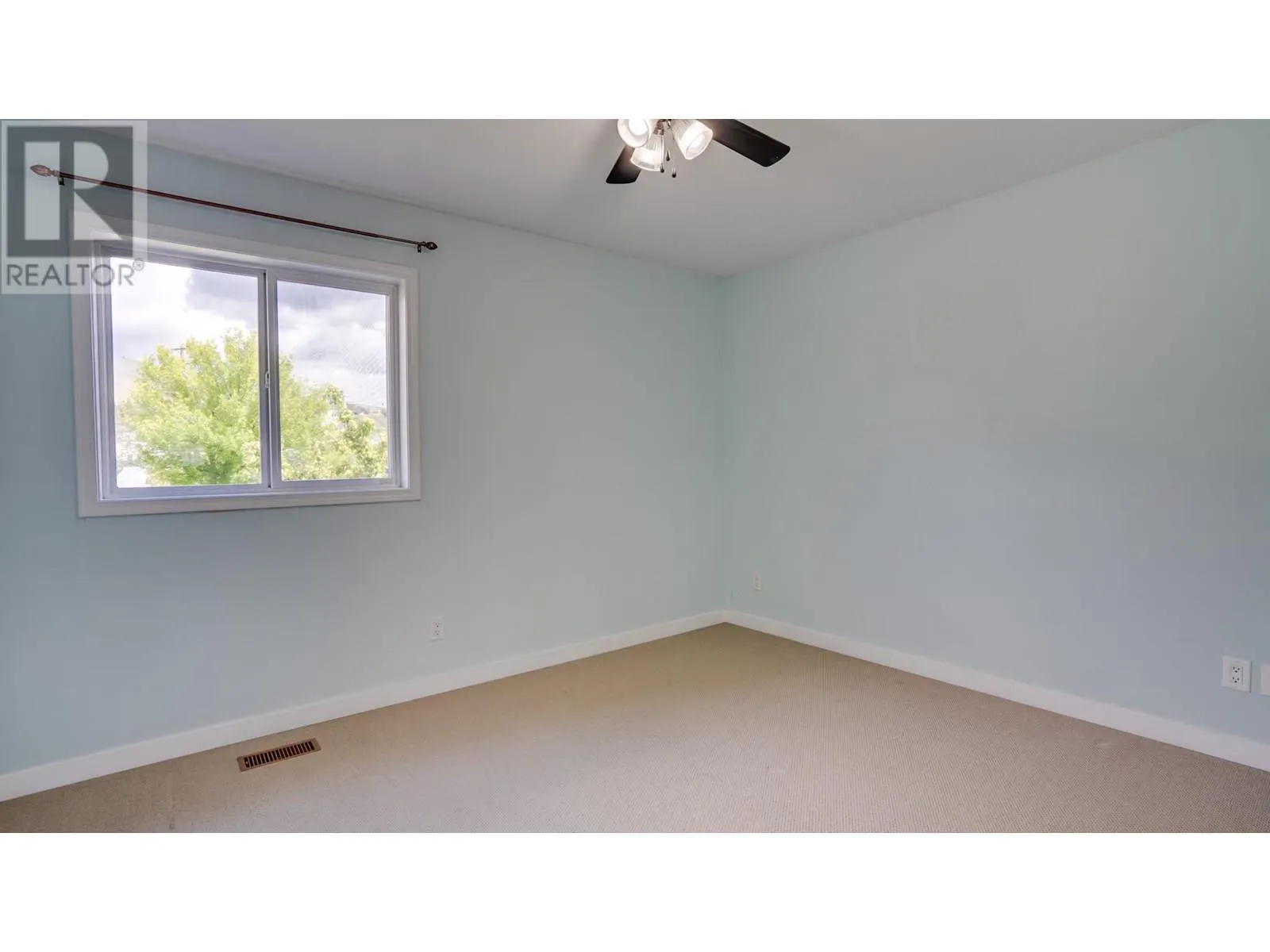 5200 25 Avenue Unit# 8