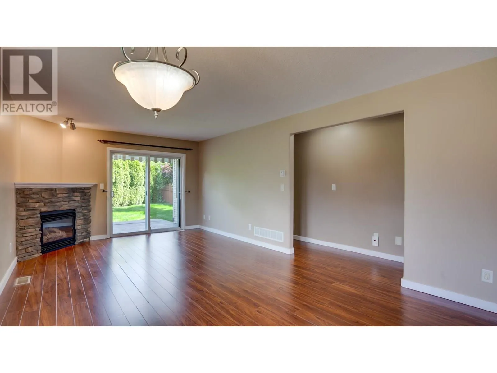 5200 25 Avenue Unit# 8