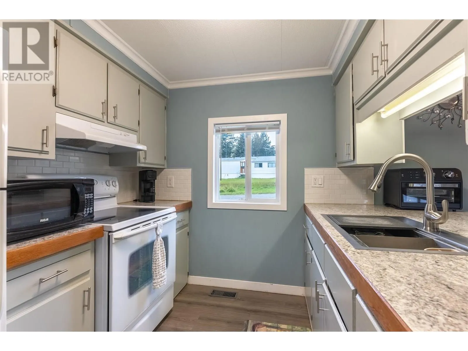 102 Jasper Drive