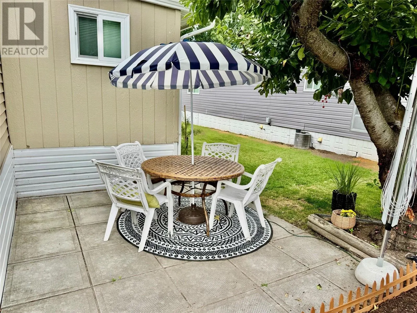 2095 Boucherie Road Unit# 13