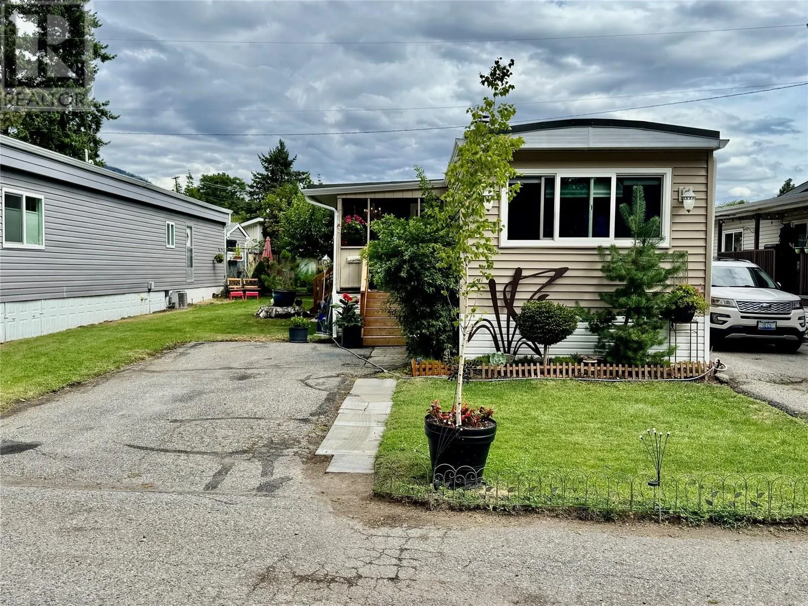 2095 Boucherie Road Unit# 13