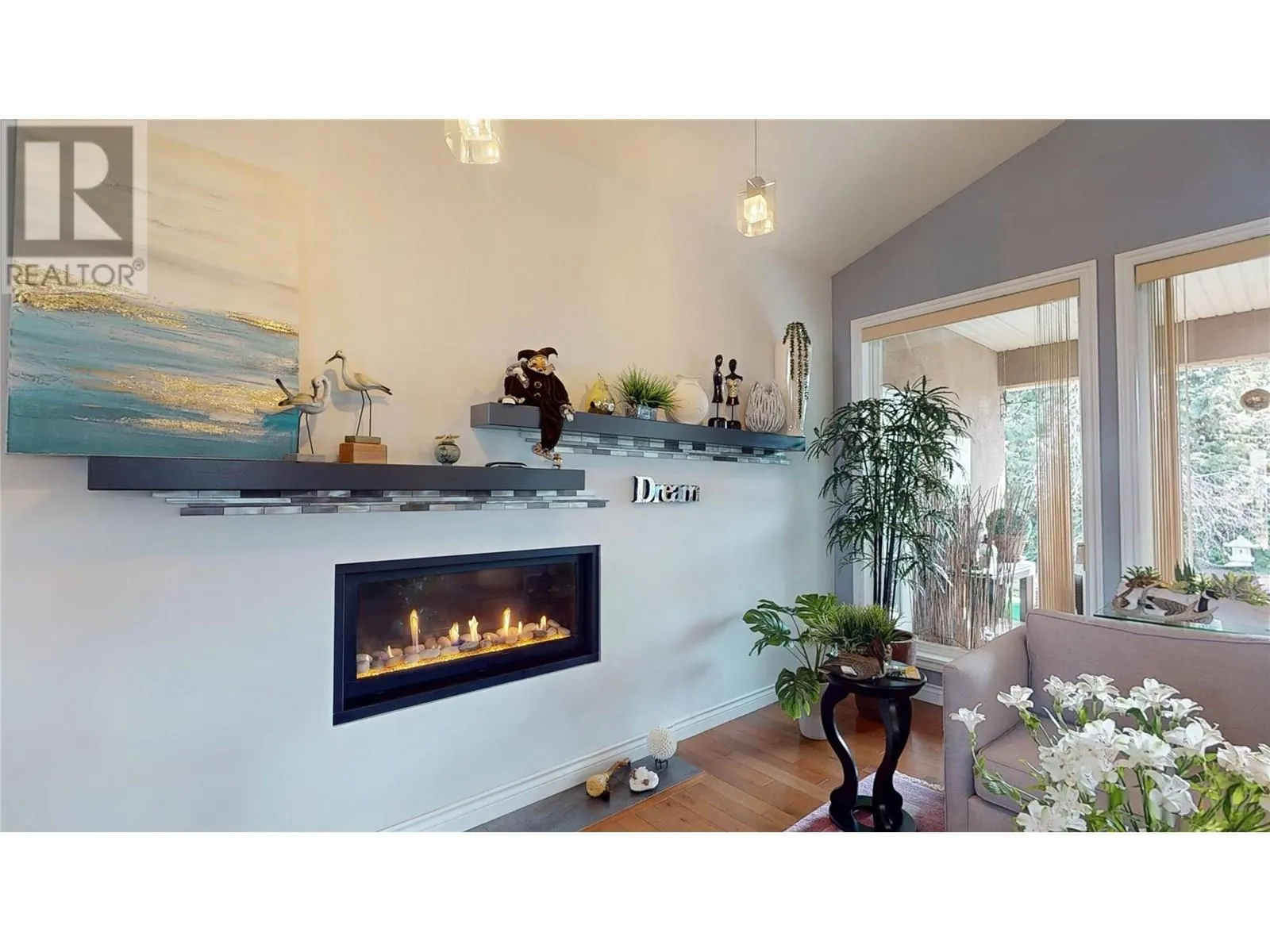 2523 Golf View Crescent