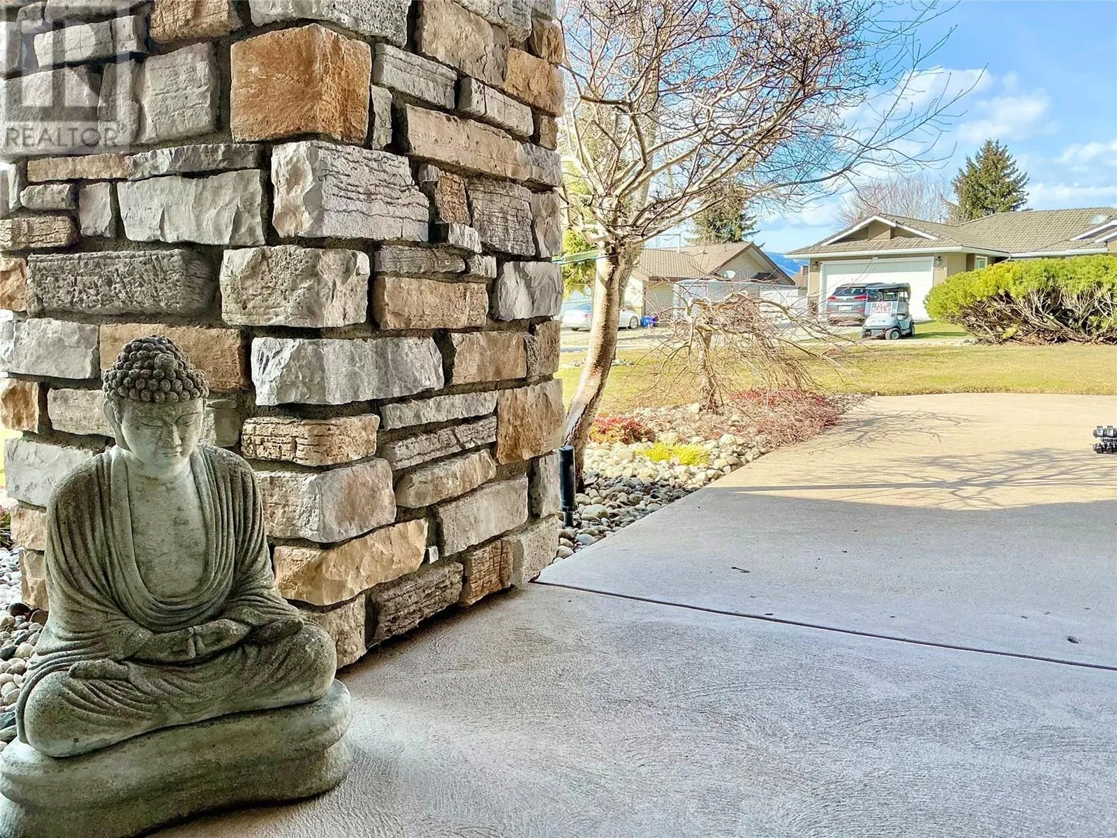 2523 Golf View Crescent
