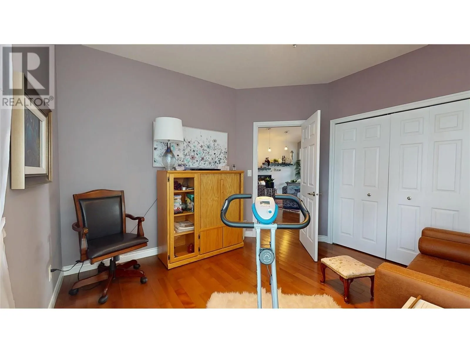 2523 Golf View Crescent