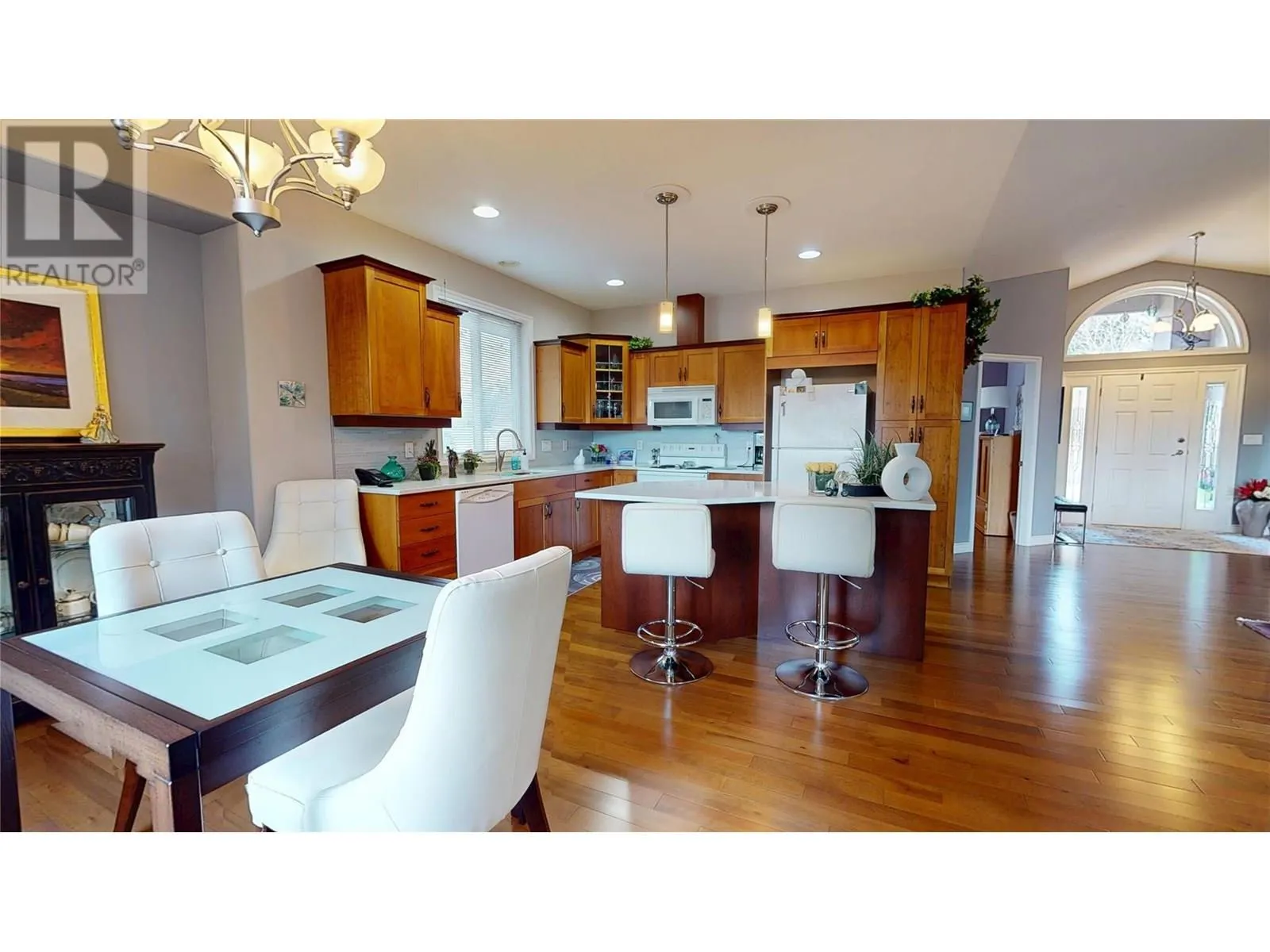 2523 Golf View Crescent