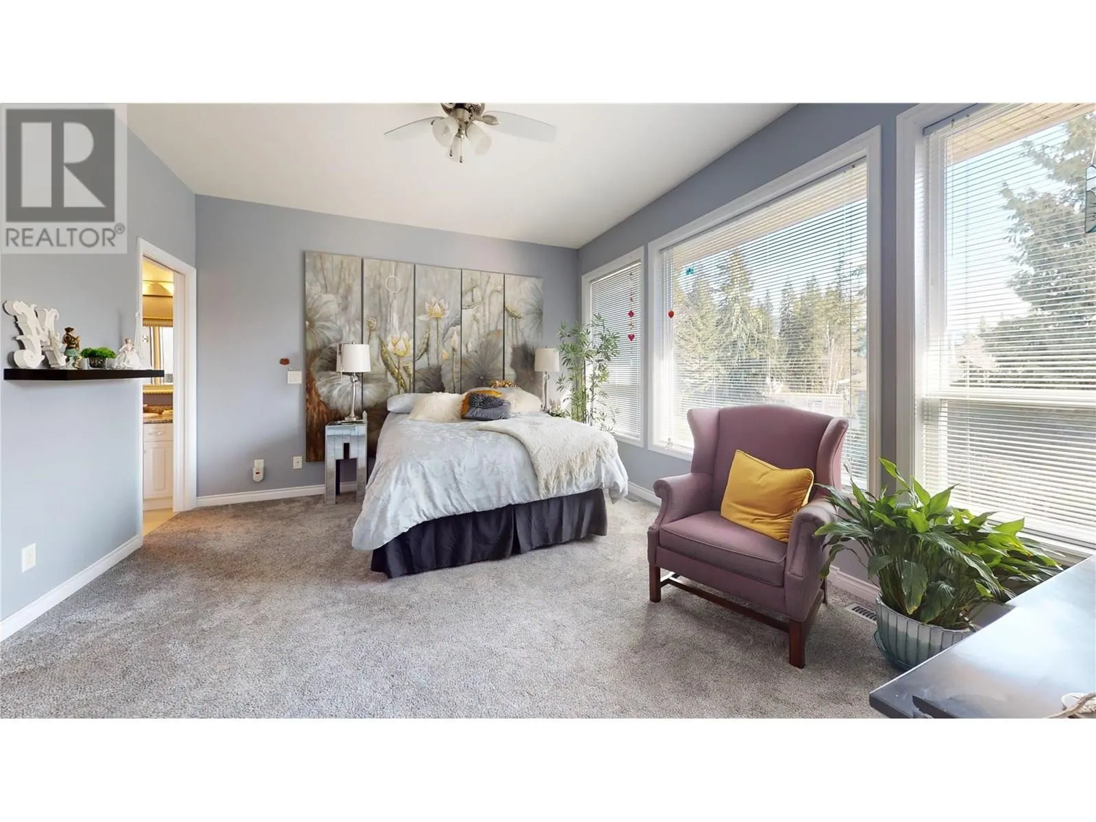2523 Golf View Crescent