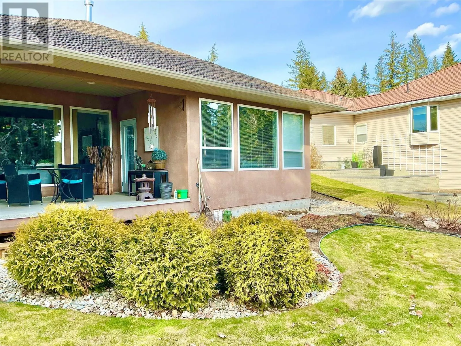 2523 Golf View Crescent