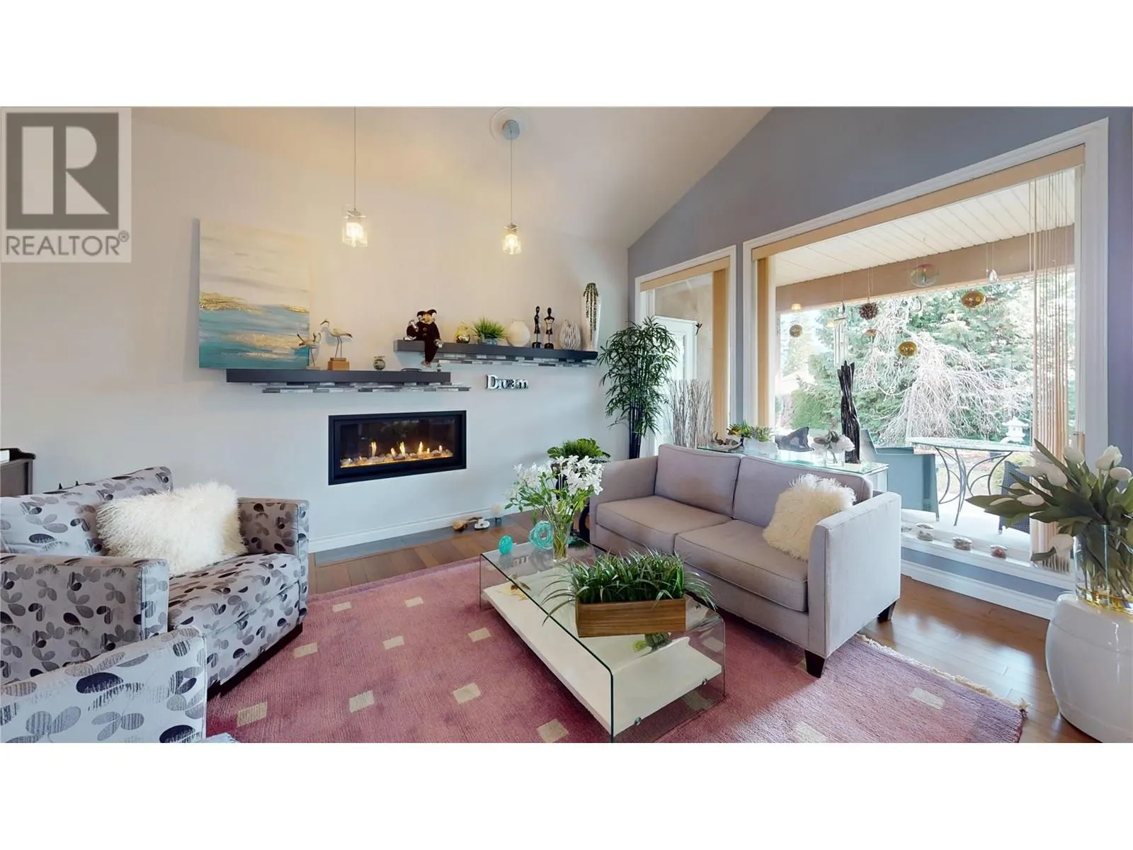 2523 Golf View Crescent