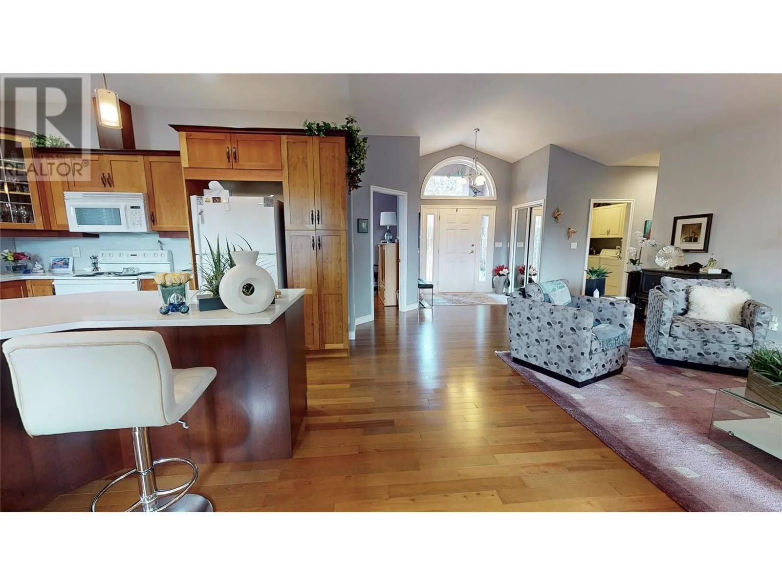 2523 Golf View Crescent