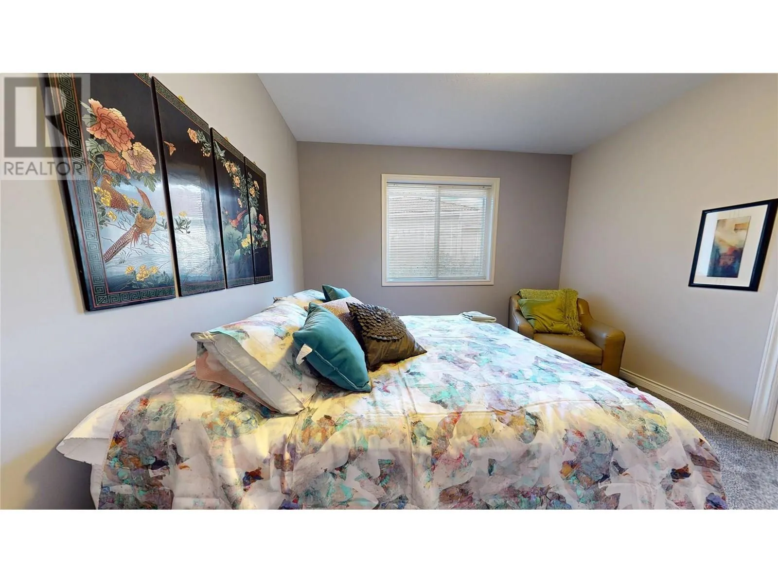 2523 Golf View Crescent