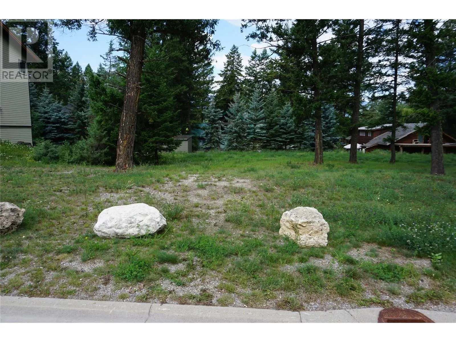 EAGLEBROOK Court Lot# 11