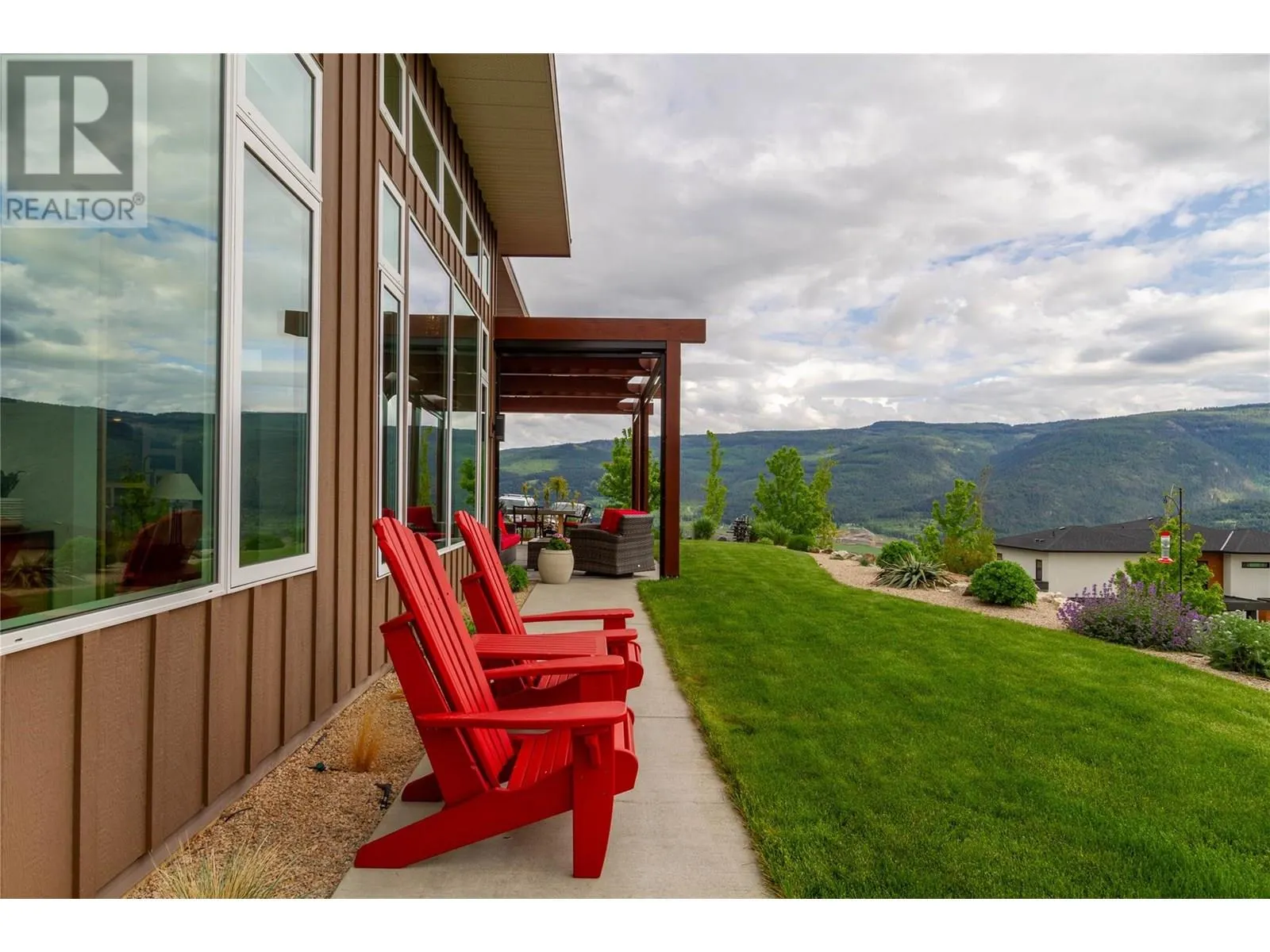 56 Ravine Drive