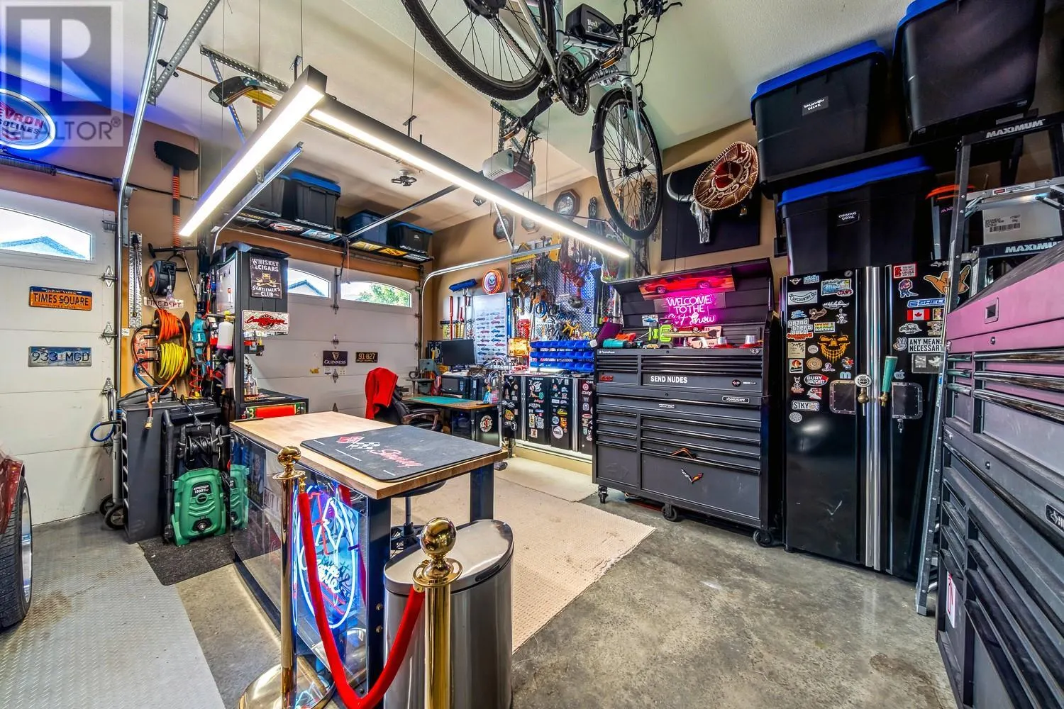 1125 Henderson Drive