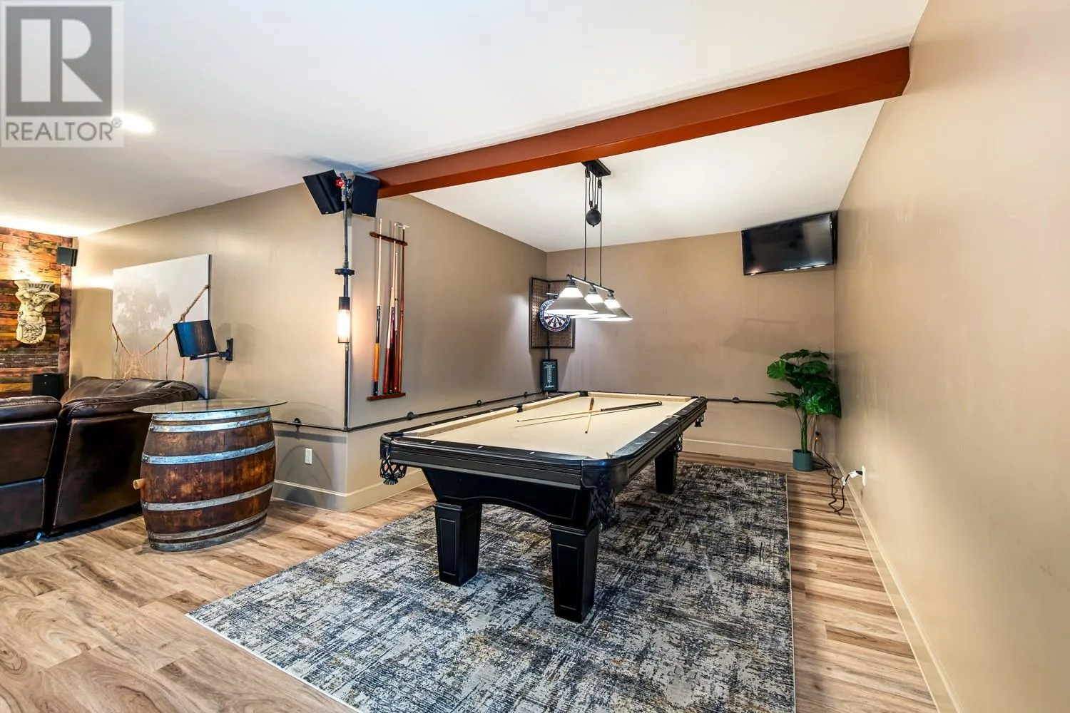 1125 Henderson Drive