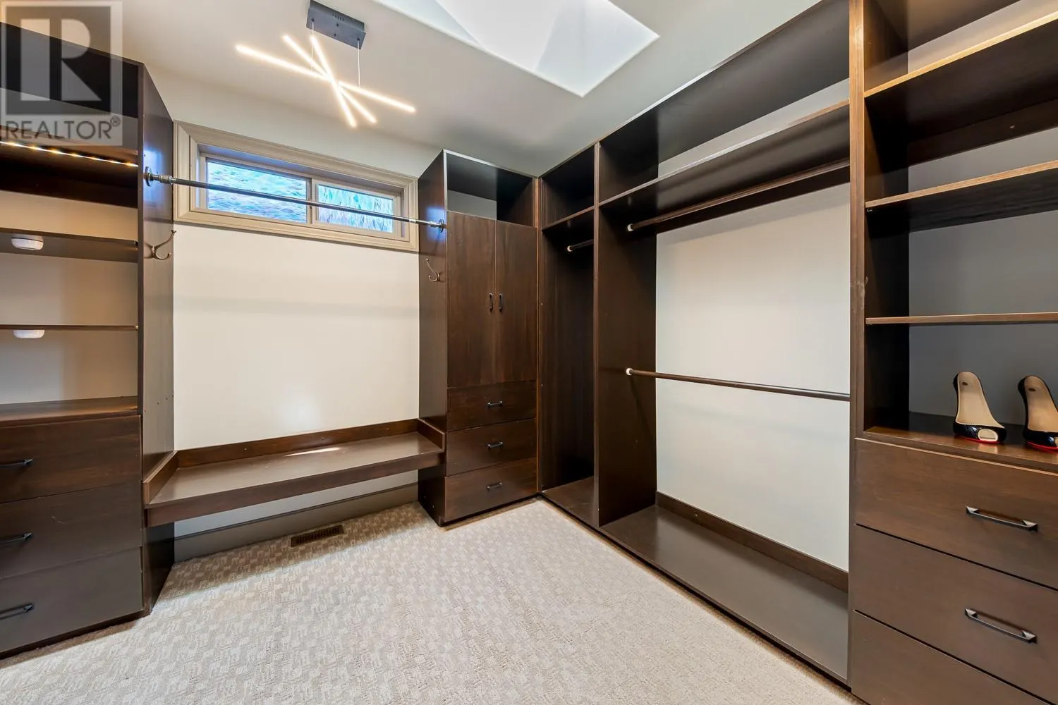 1125 Henderson Drive