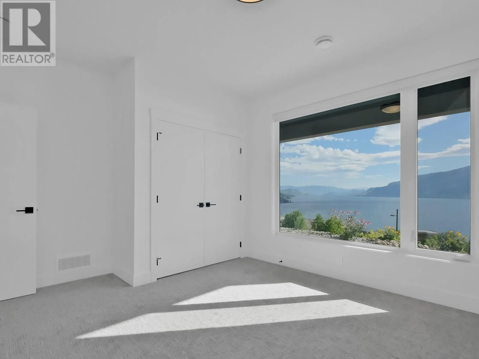 9201 Okanagan Centre Road W Unit# 8