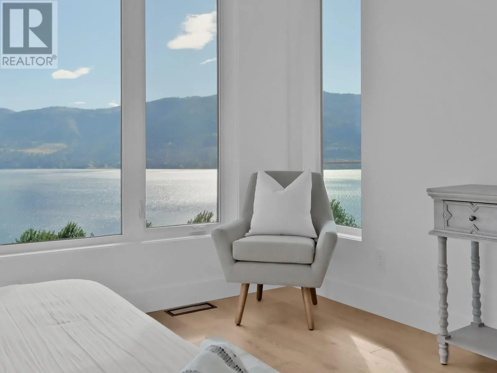 9201 Okanagan Centre Road W Unit# 8