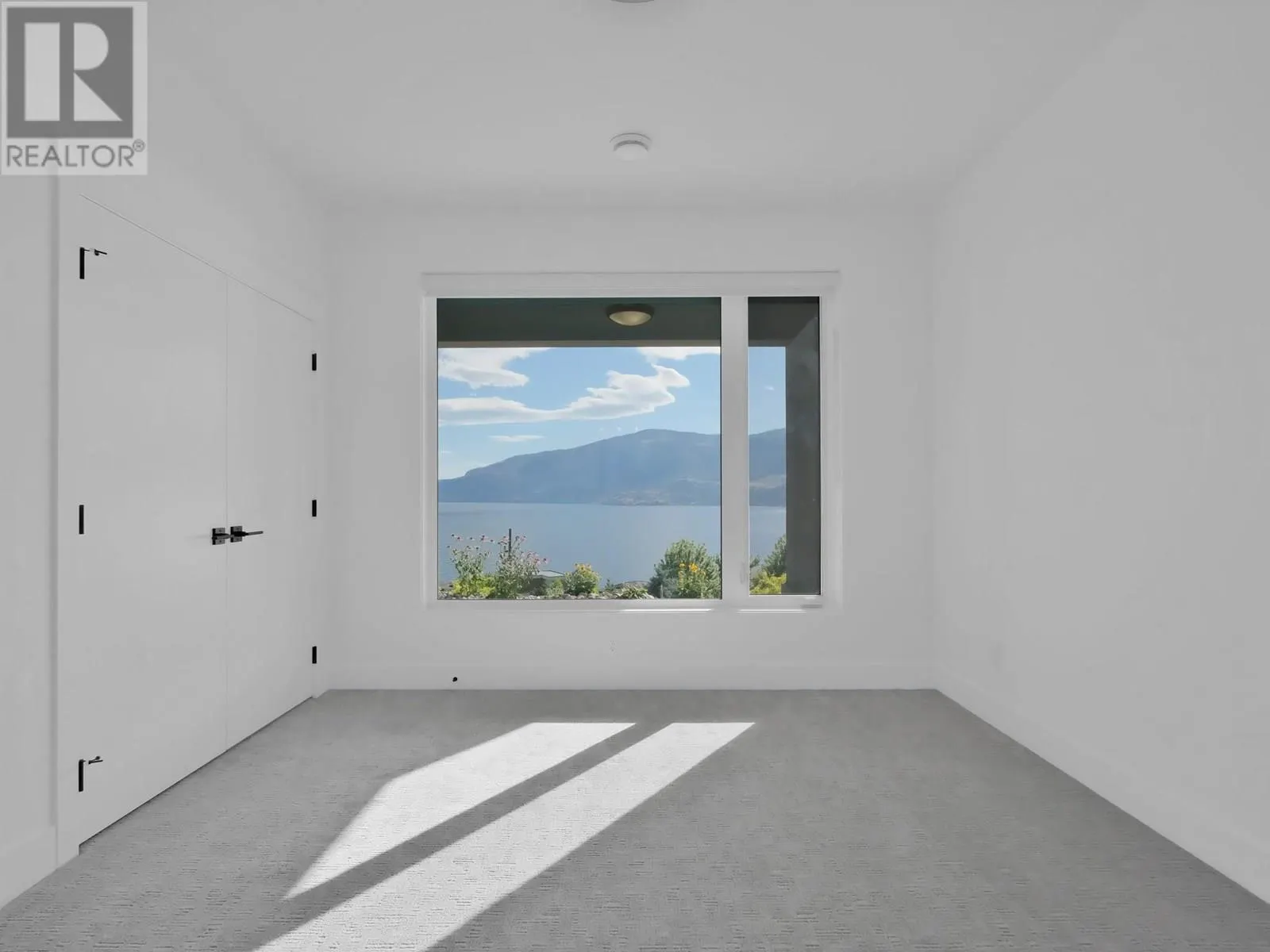 9201 Okanagan Centre Road W Unit# 8