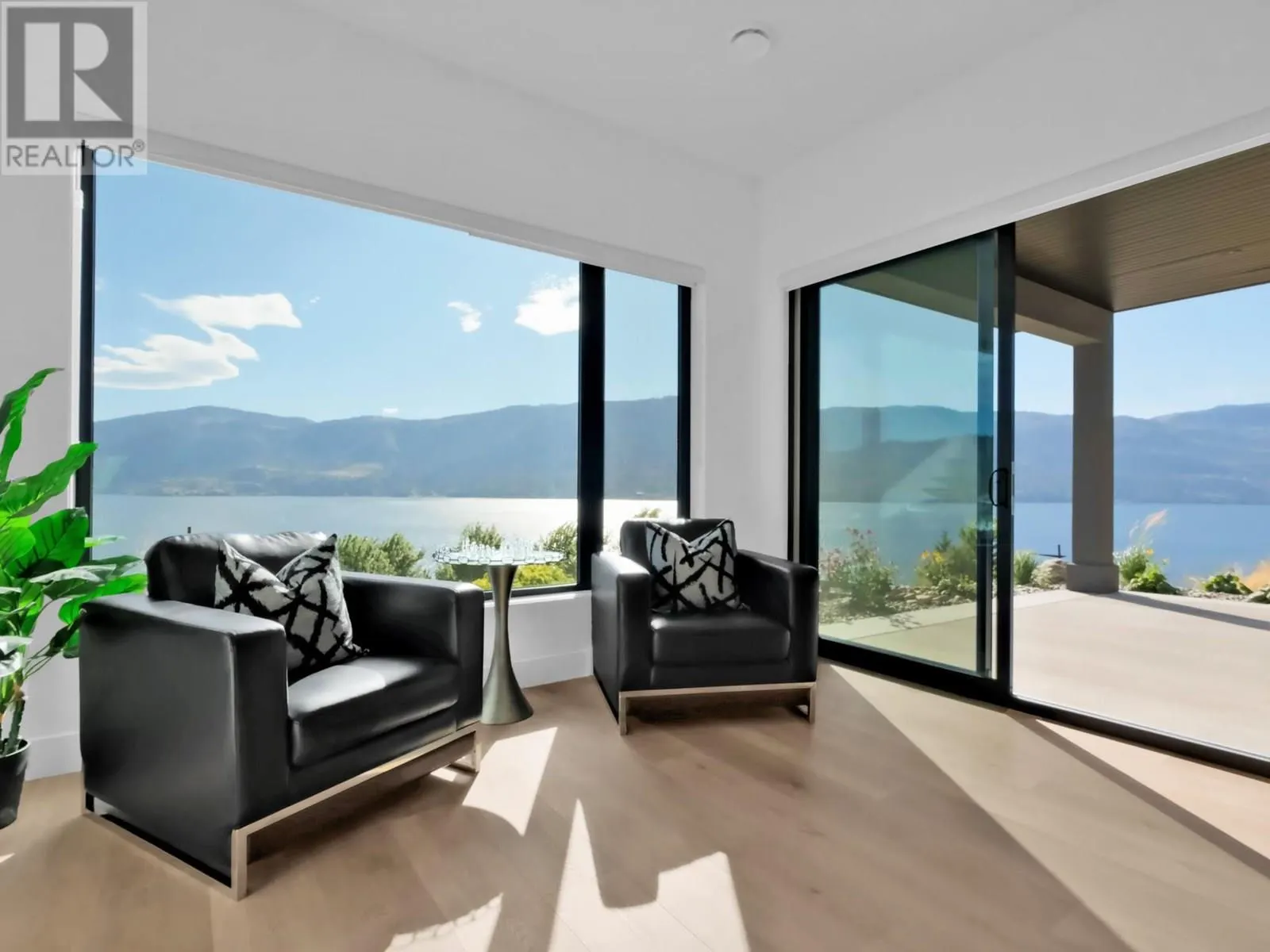 9201 Okanagan Centre Road W Unit# 8