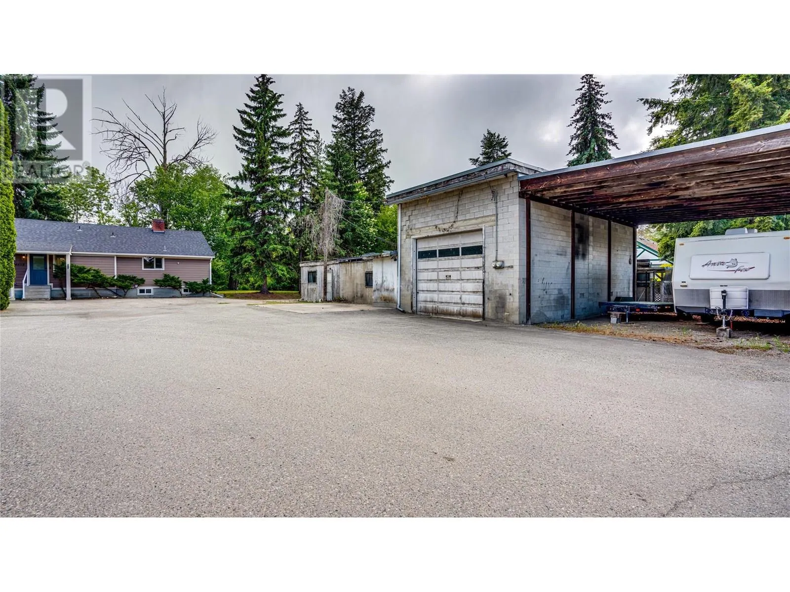 4615 Pleasant Valley Road