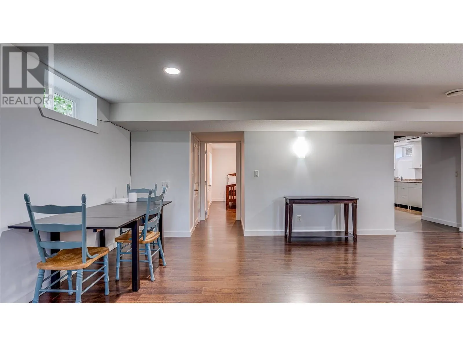 4615 Pleasant Valley Road