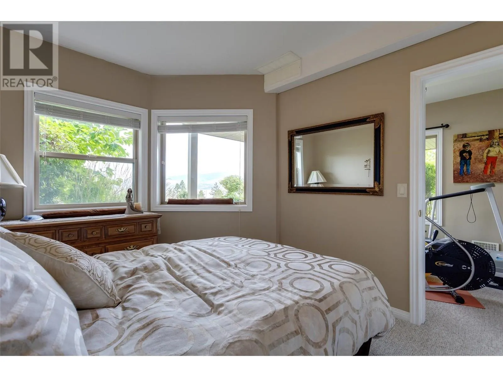 4074 Gellatly Road Unit# 221