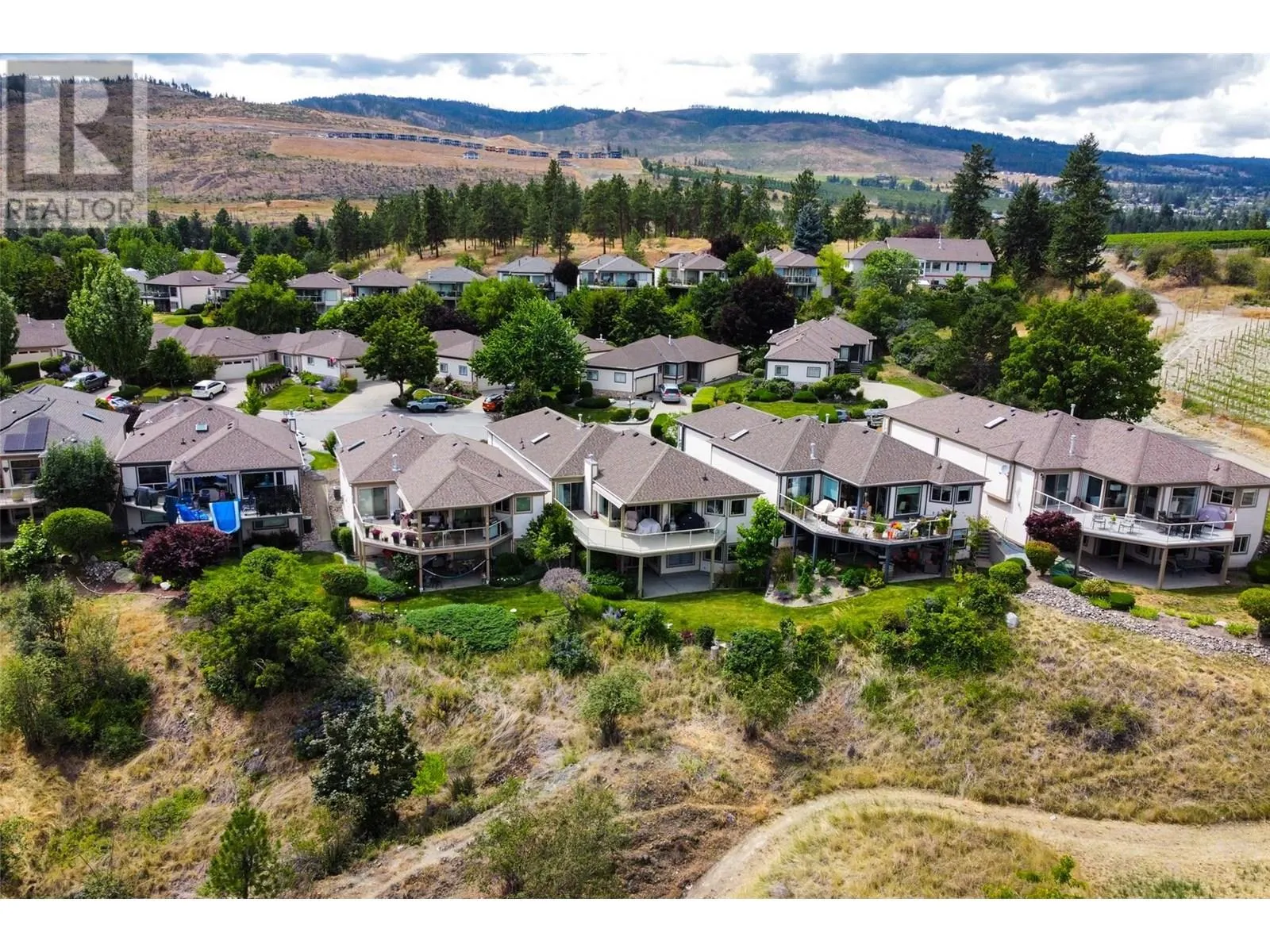 4074 Gellatly Road Unit# 221