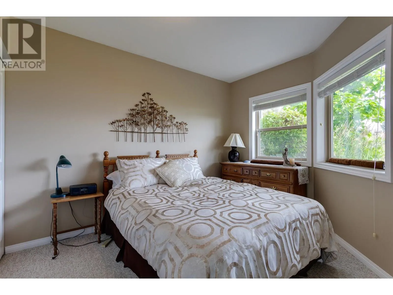 4074 Gellatly Road Unit# 221
