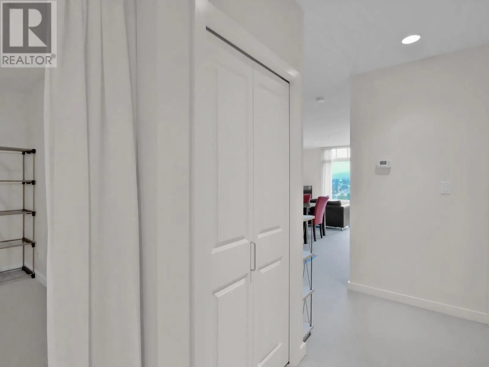 3301 SKAHA LAKE Road Unit# 601