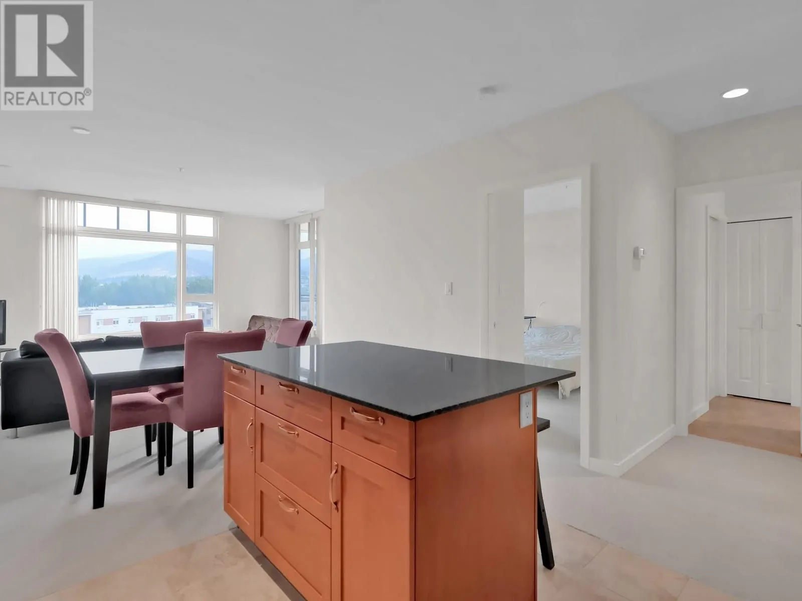 3301 SKAHA LAKE Road Unit# 601