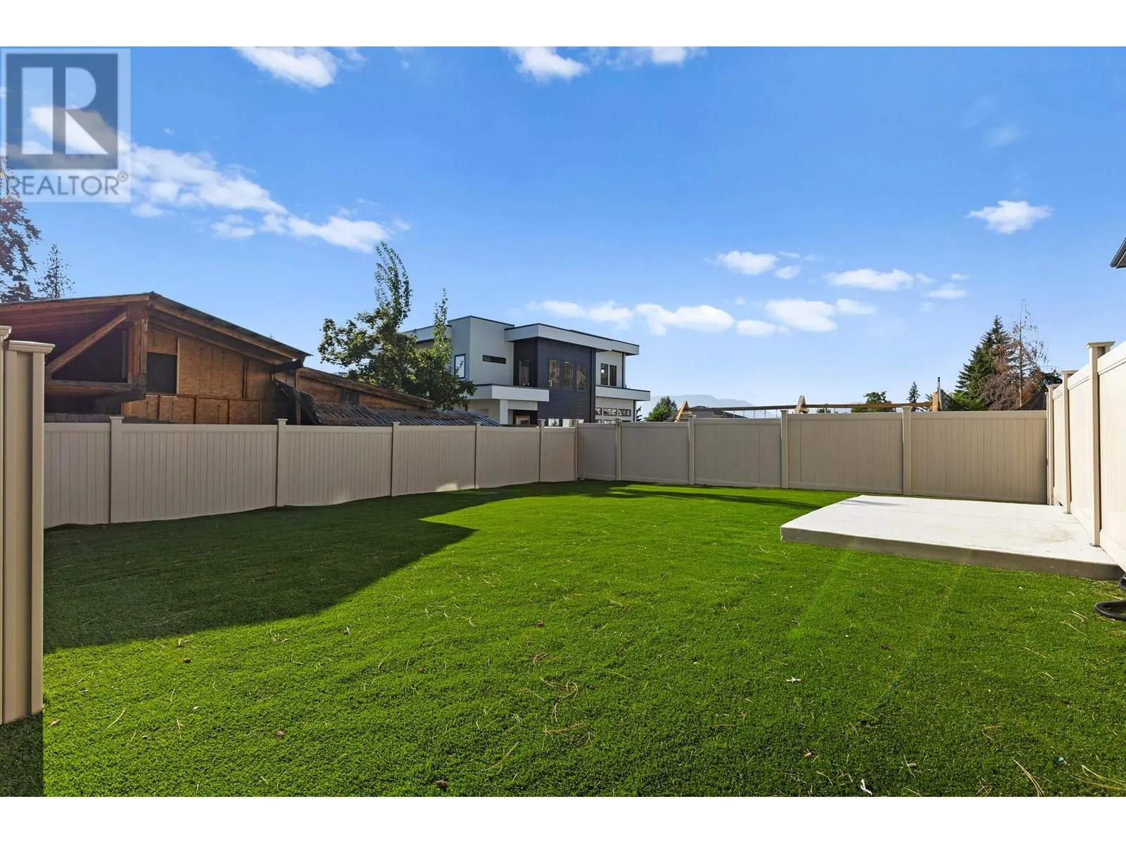 4630 Raymer Road