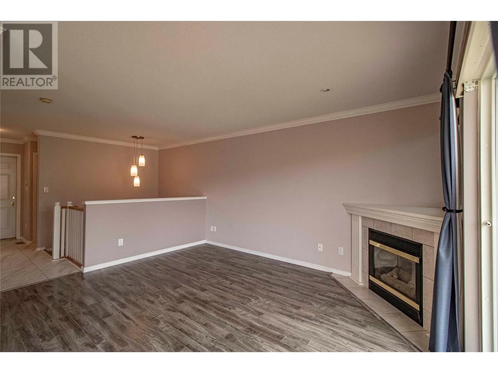 3948 Finnerty Road Unit# 145